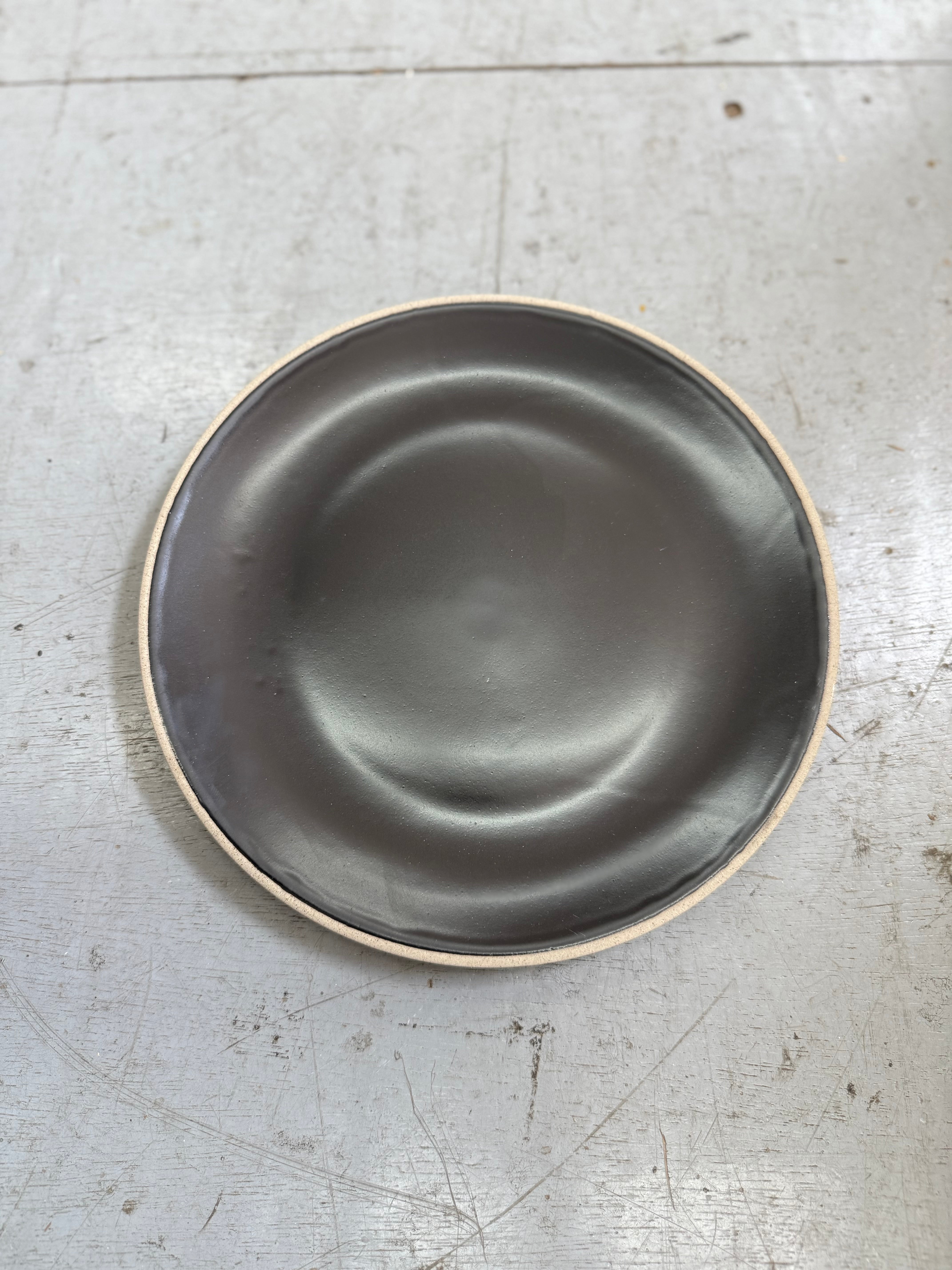 Stoneware Coupe Dinner Plate – 10 3/4" (White Matte Glaze, Raw Edge)